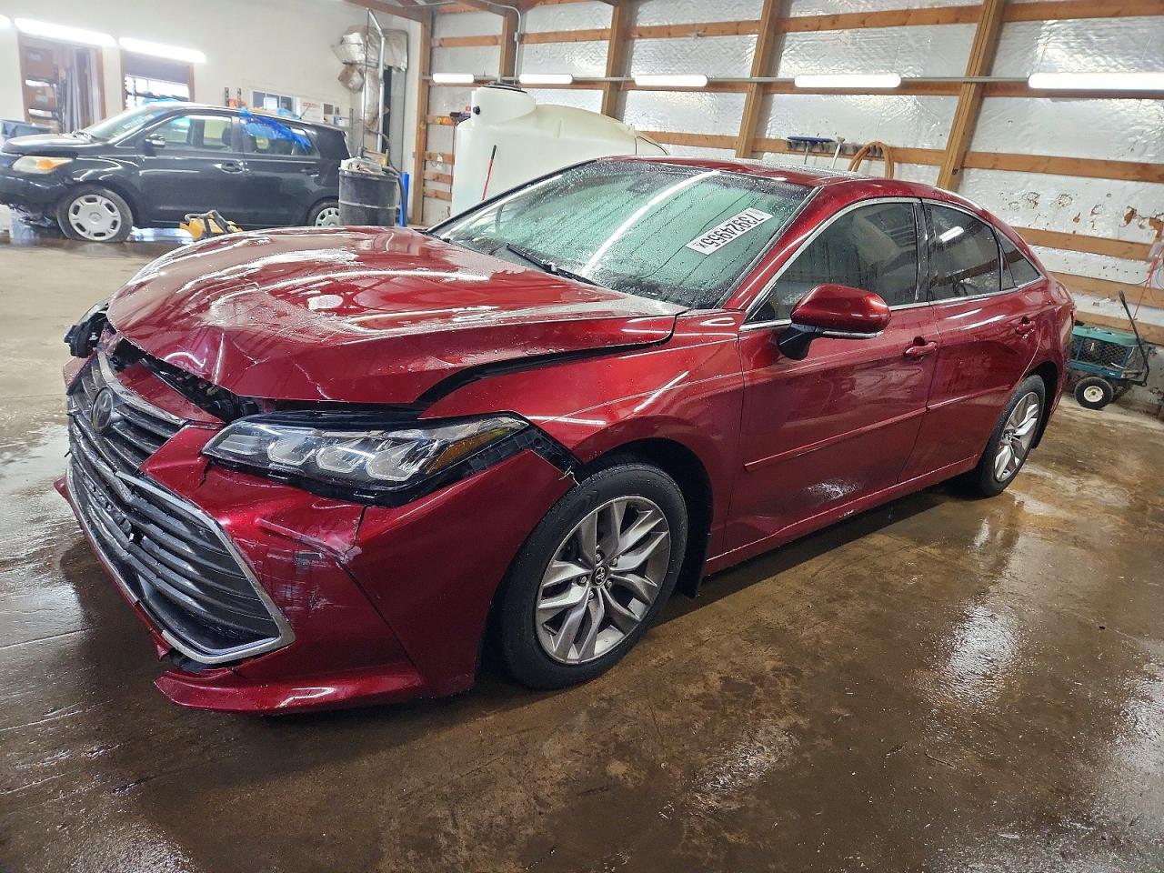 TOYOTA AVALON 2019