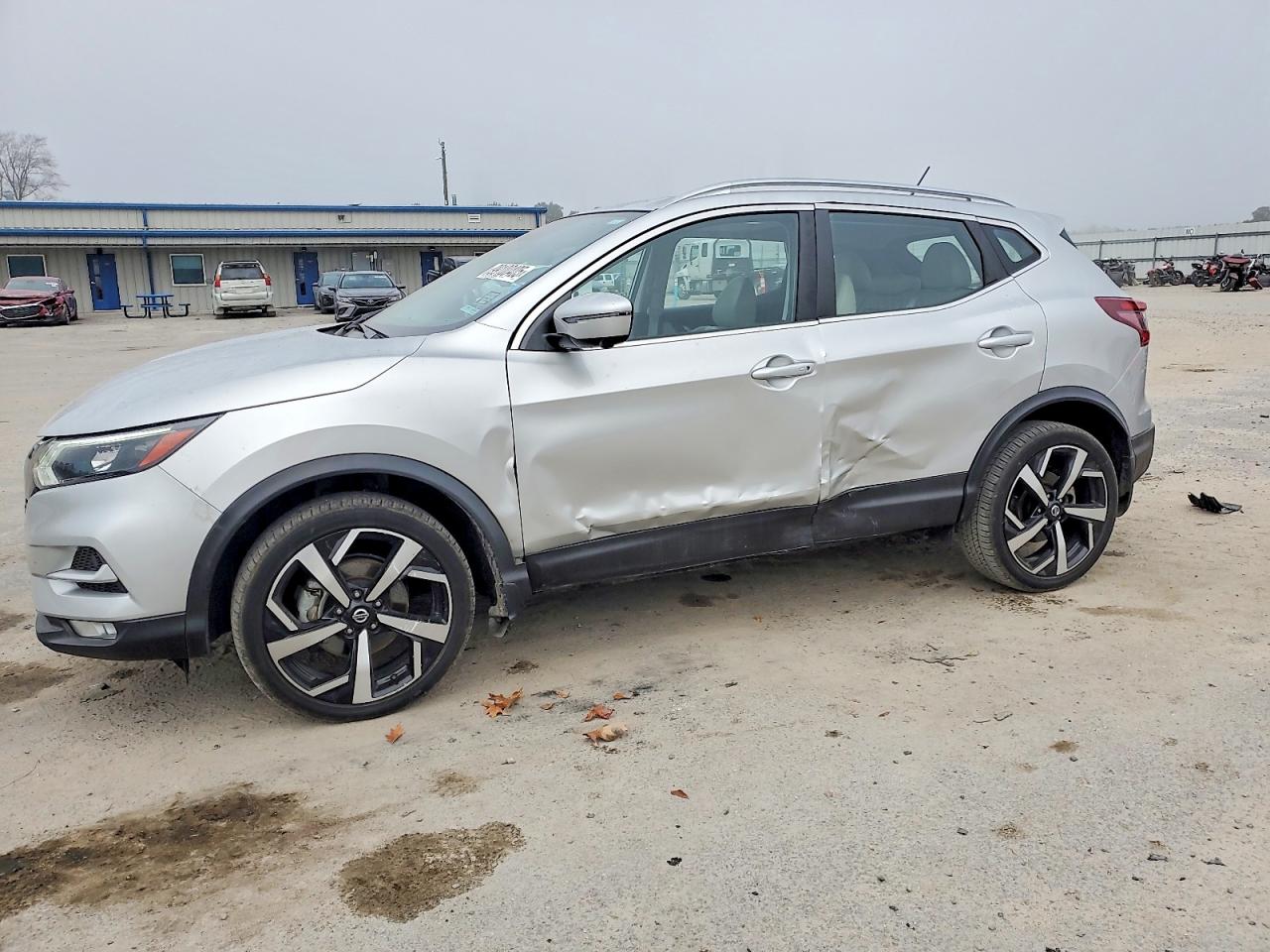 NISSAN ROGUE SPORT 2022