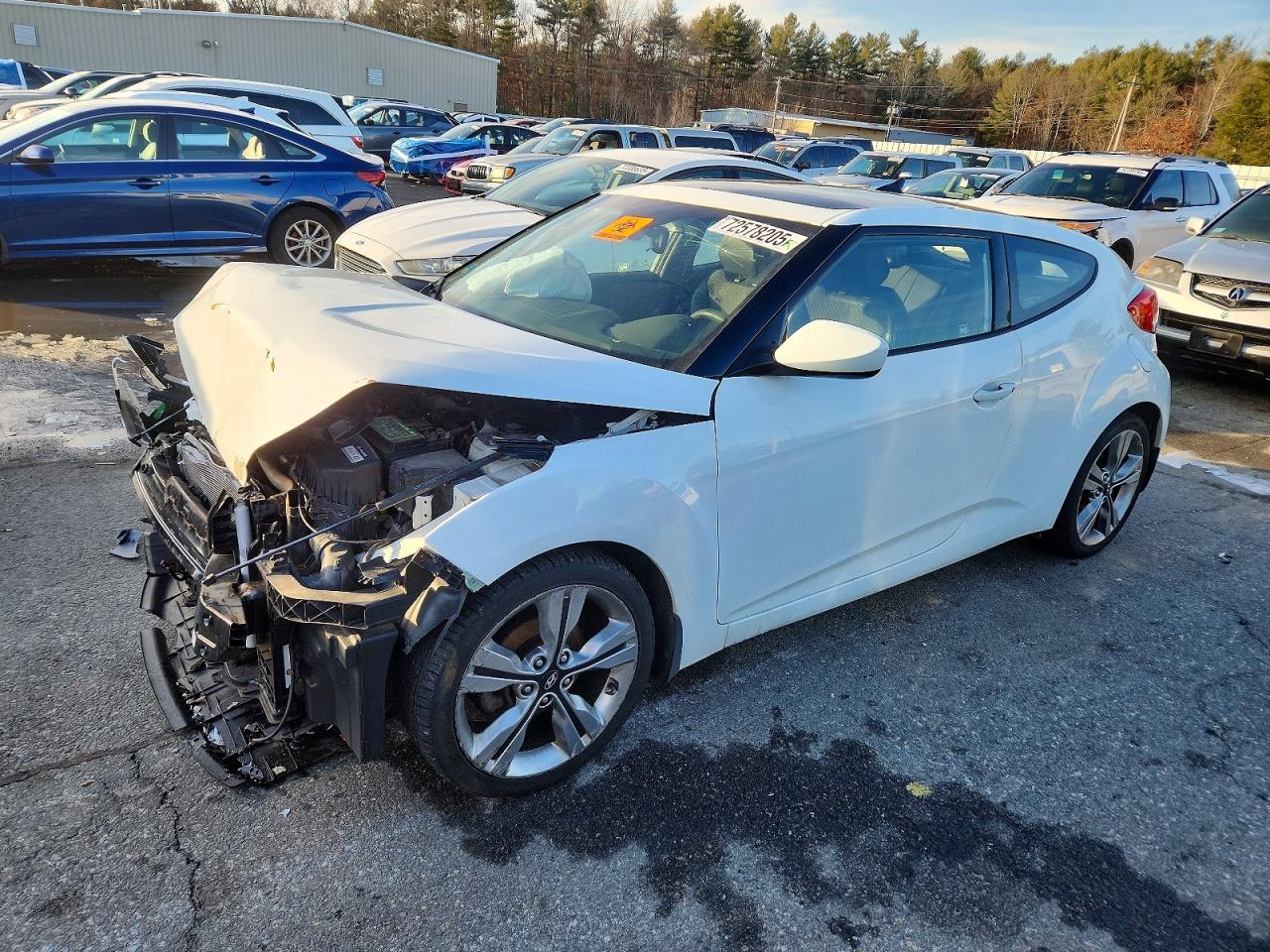 HYUNDAI VELOSTER 2016
