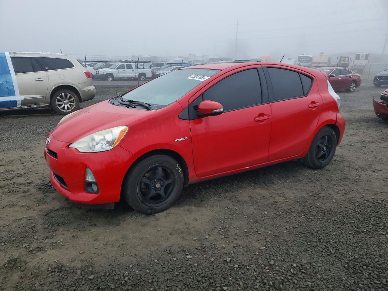 TOYOTA PRIUS C 2013