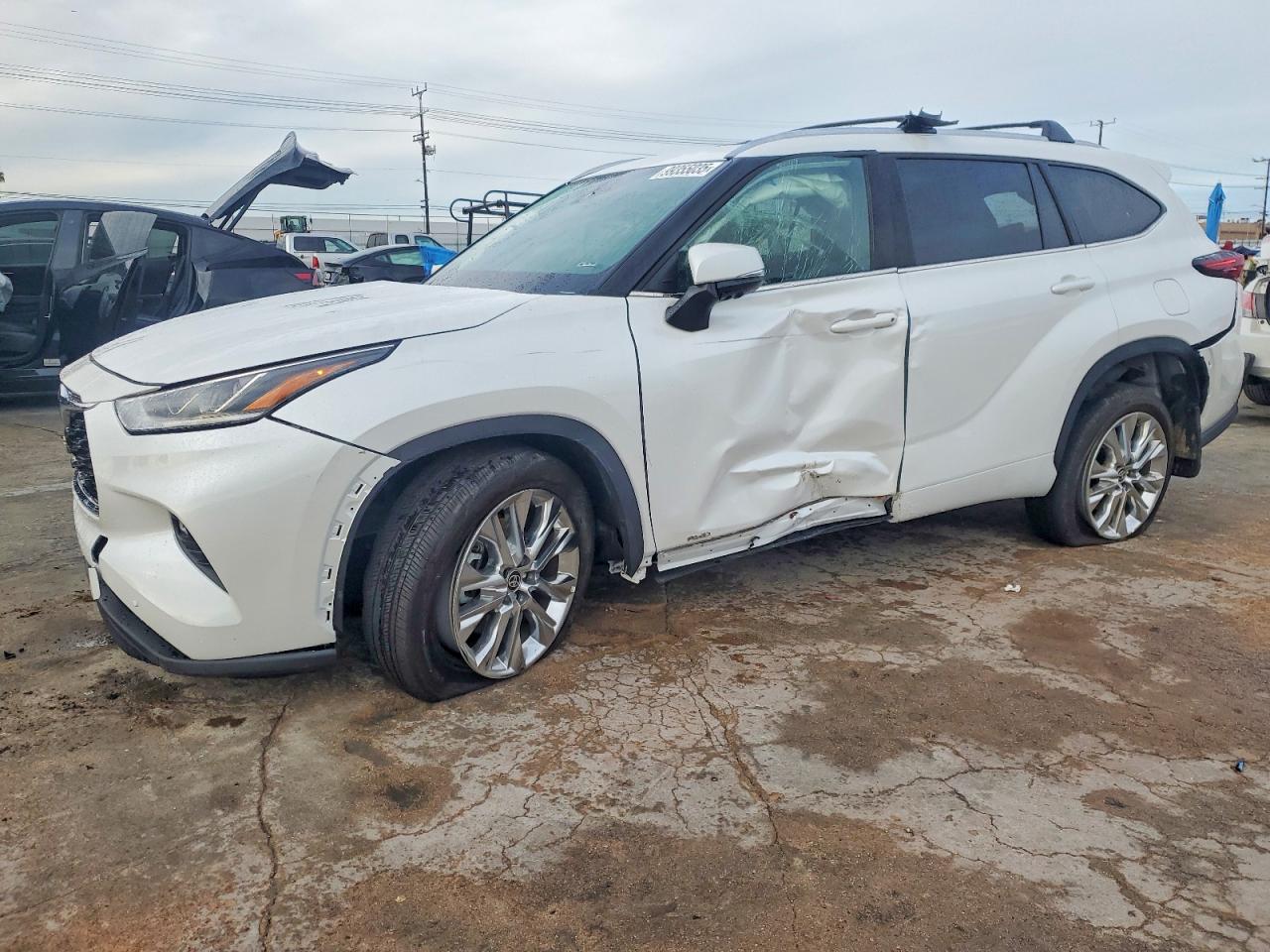 TOYOTA HIGHLANDER HYBRID 2025