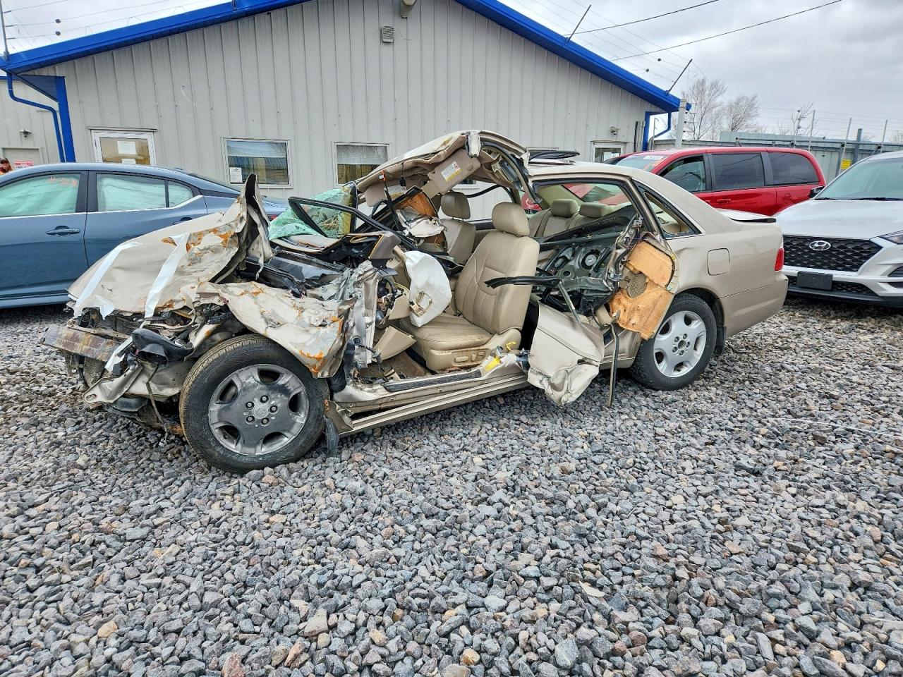 TOYOTA AVALON 2003