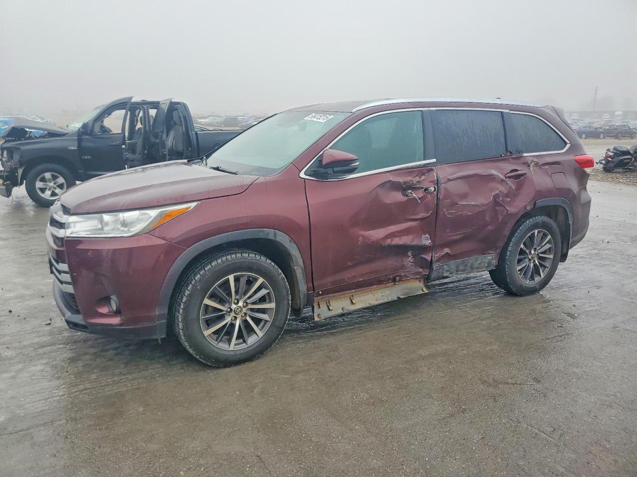 TOYOTA HIGHLANDER 2019