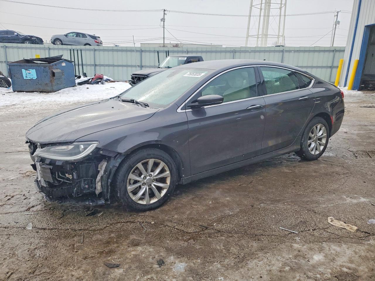 CHRYSLER 200 2015
