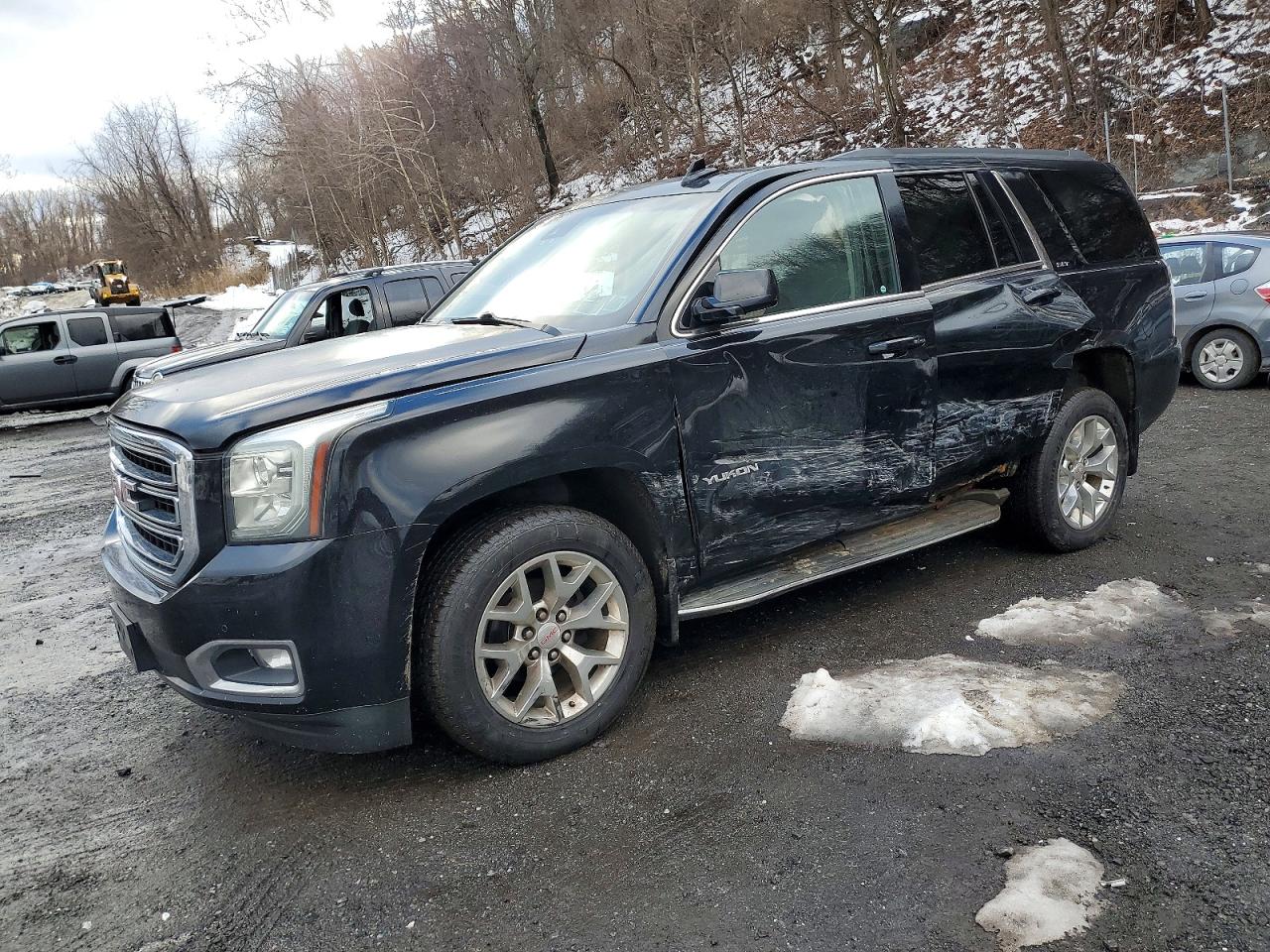 GMC YUKON SLT 2016