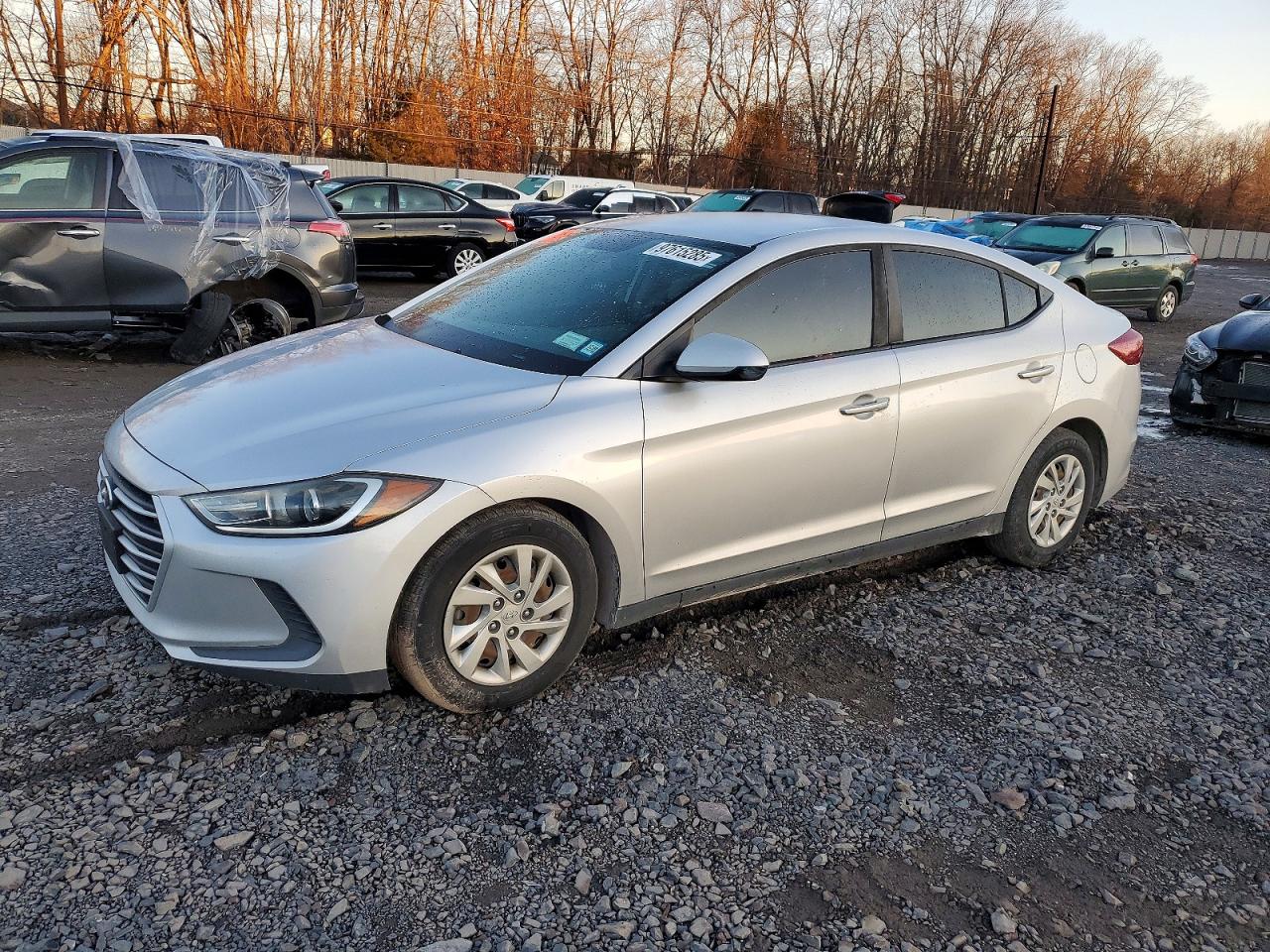 HYUNDAI ELANTRA 2017