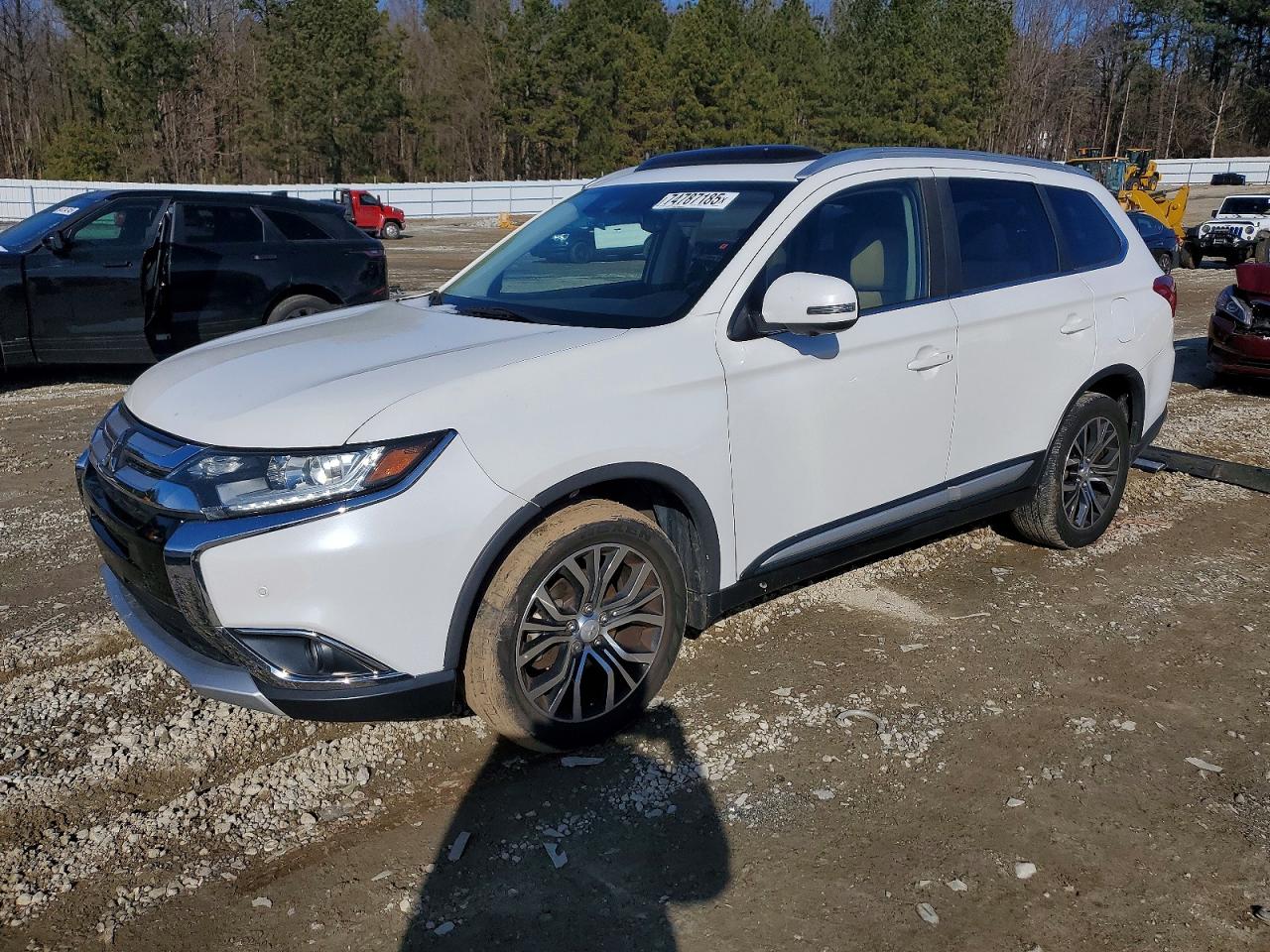 MITSUBISHI OUTLANDER 2018