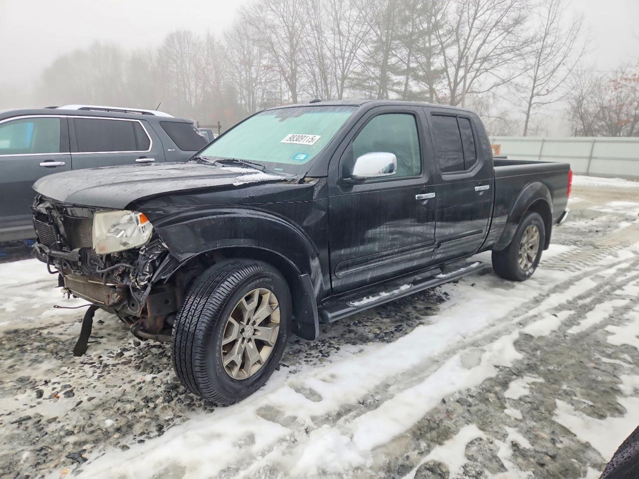 NISSAN FRONTIER 2014