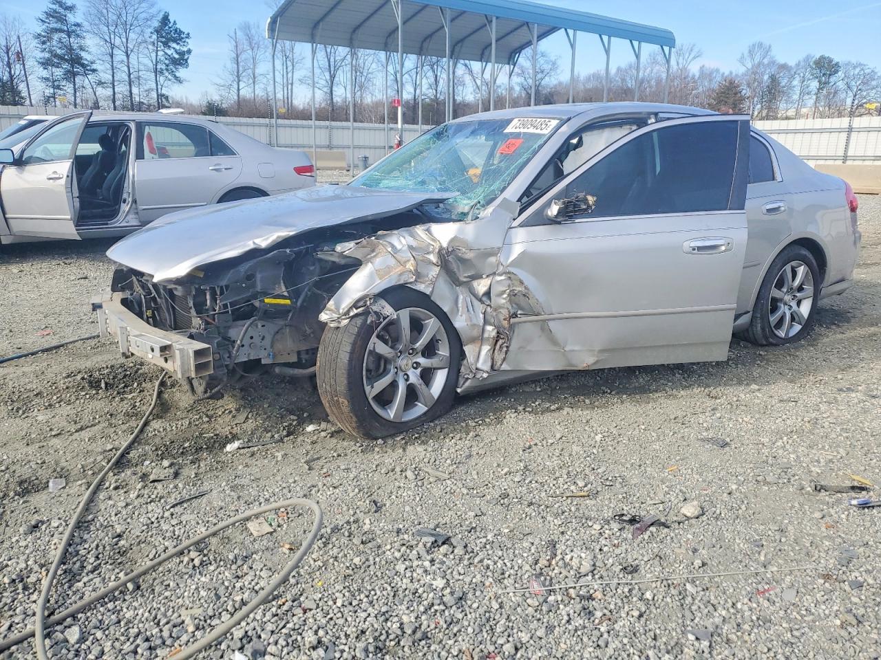 INFINITI G35 2005