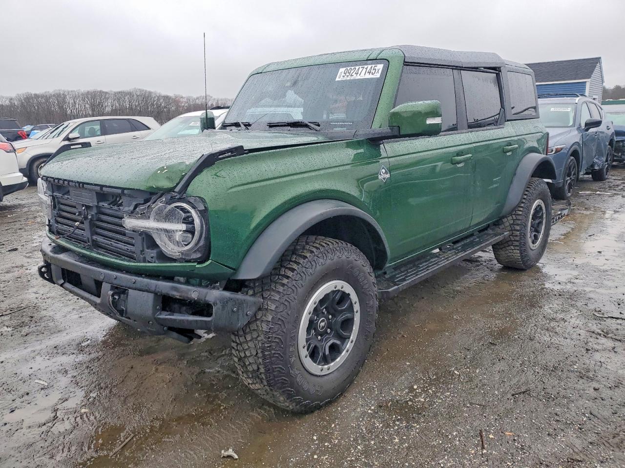FORD BRONCO OUT 2024