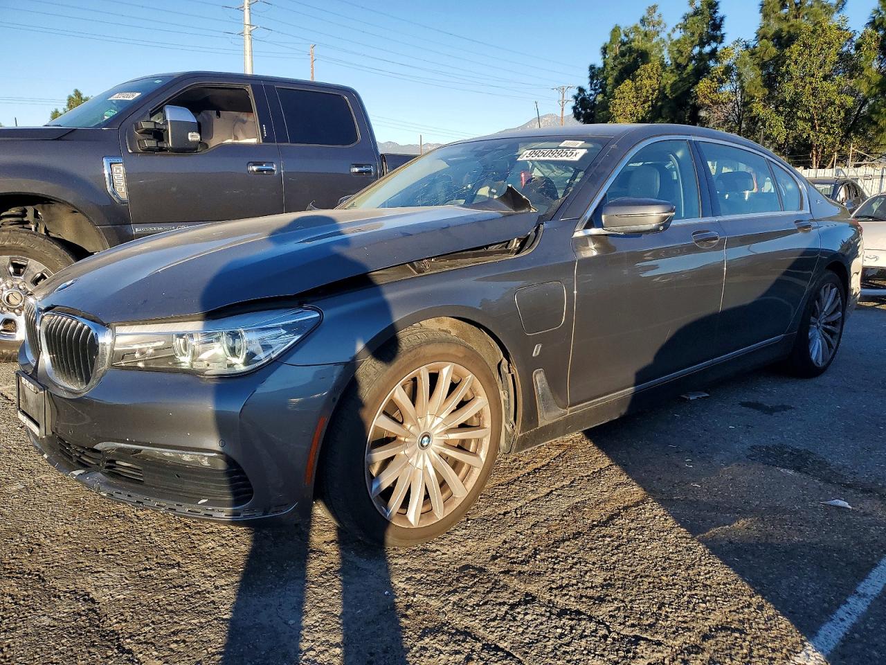 BMW 740 2018