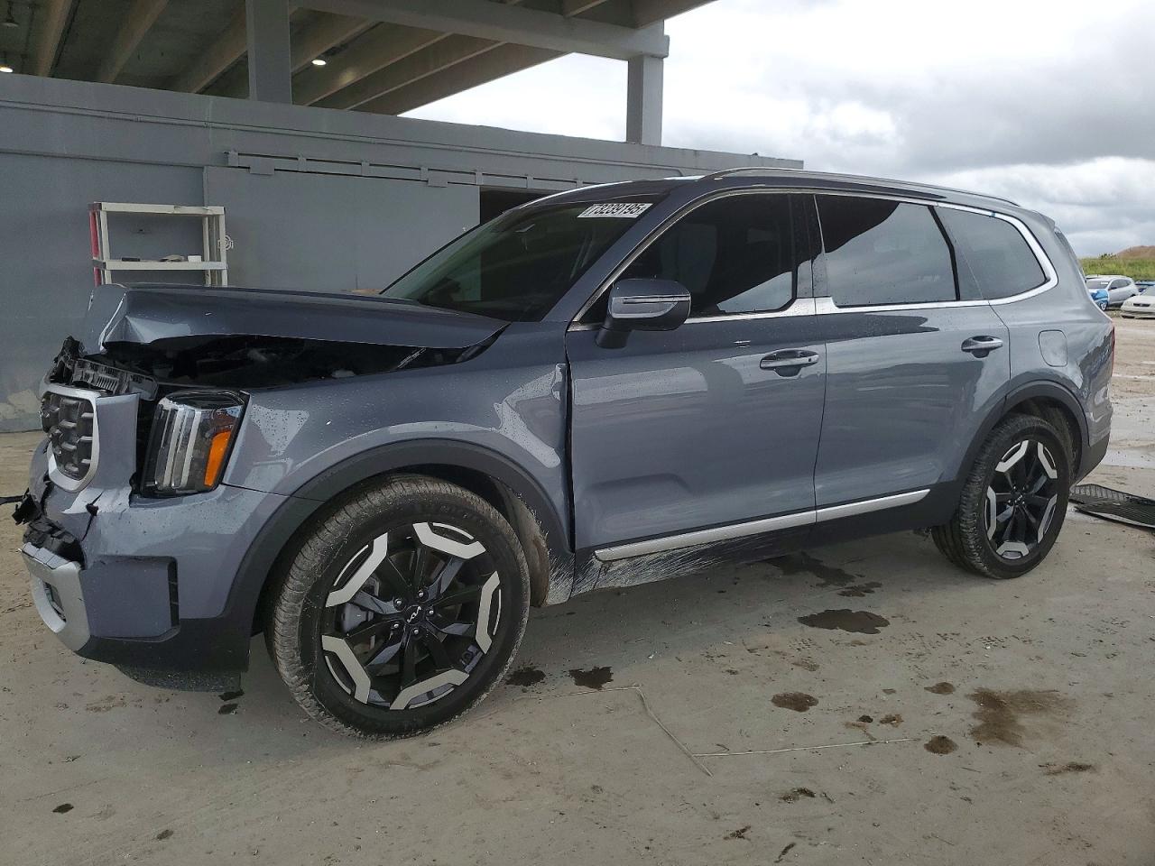 KIA TELLURIDE 2023