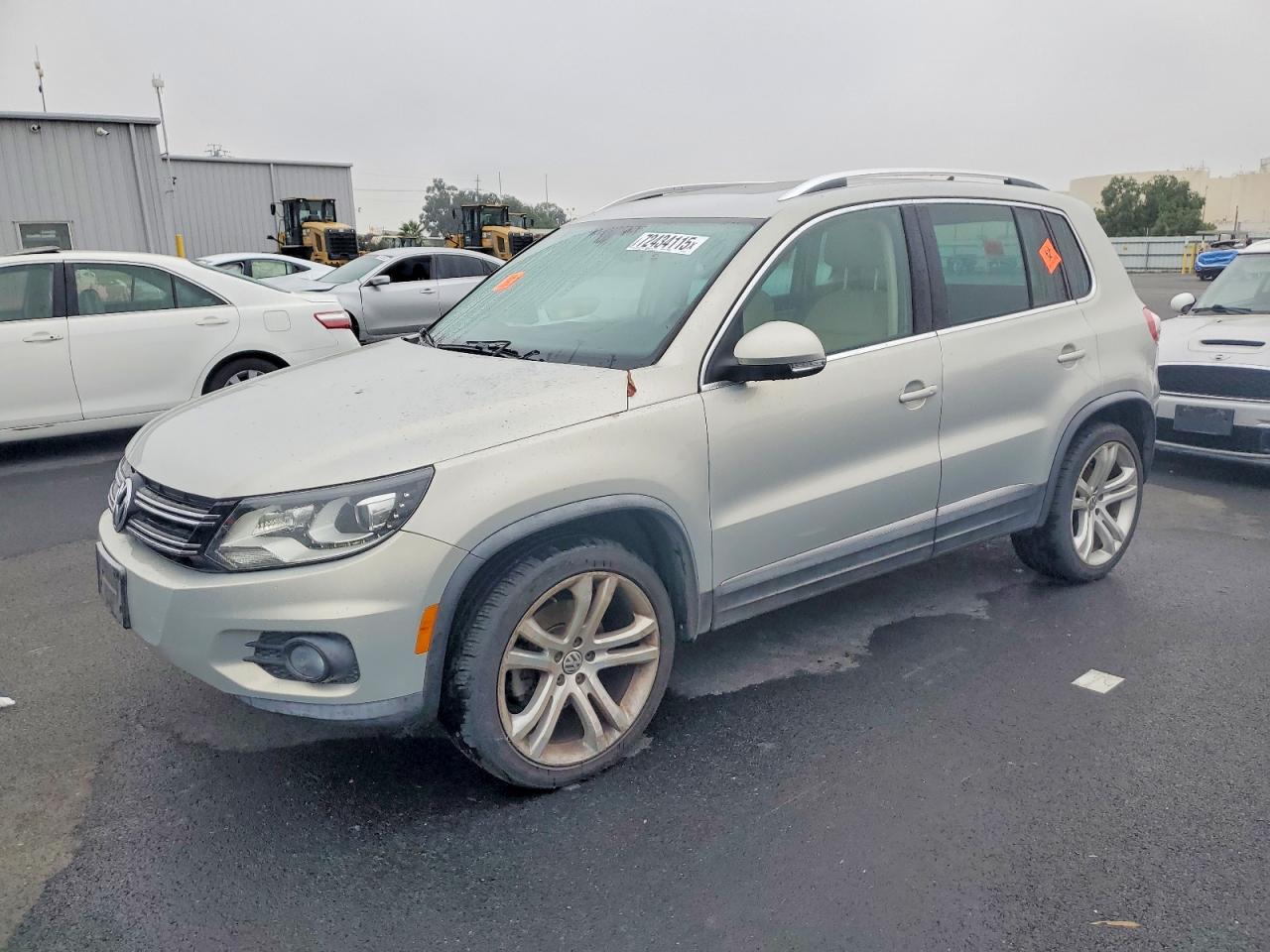 VOLKSWAGEN TIGUAN 2012