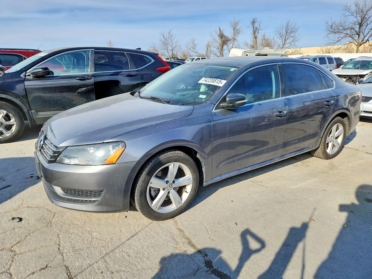 VOLKSWAGEN PASSAT 2013