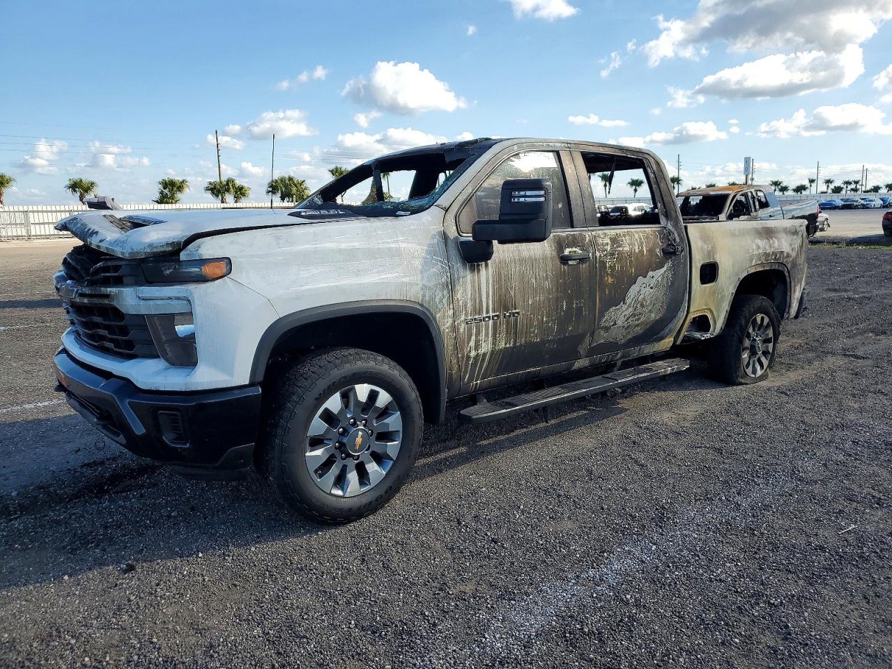 CHEVROLET SILVERADO 2024