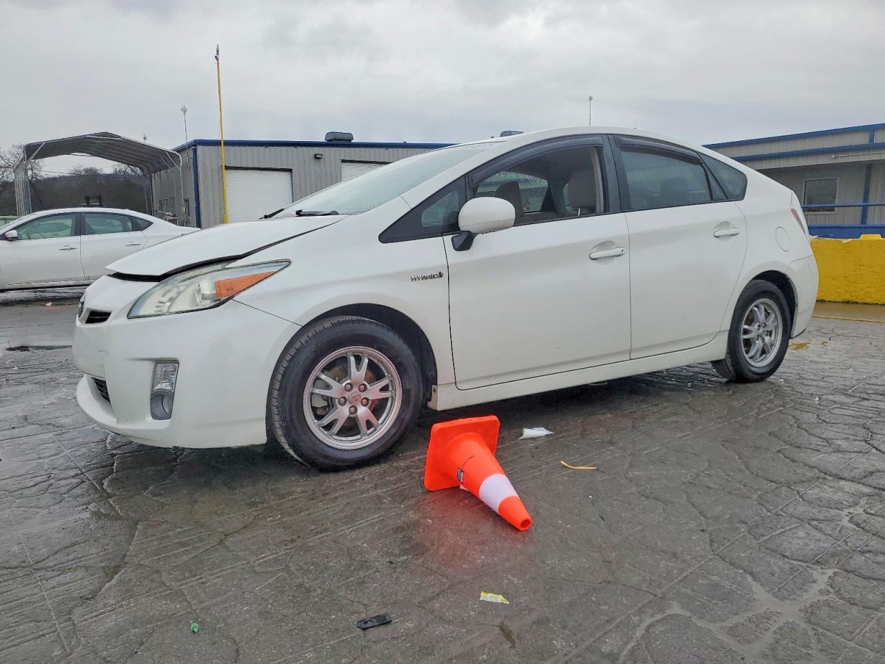 TOYOTA PRIUS 2011