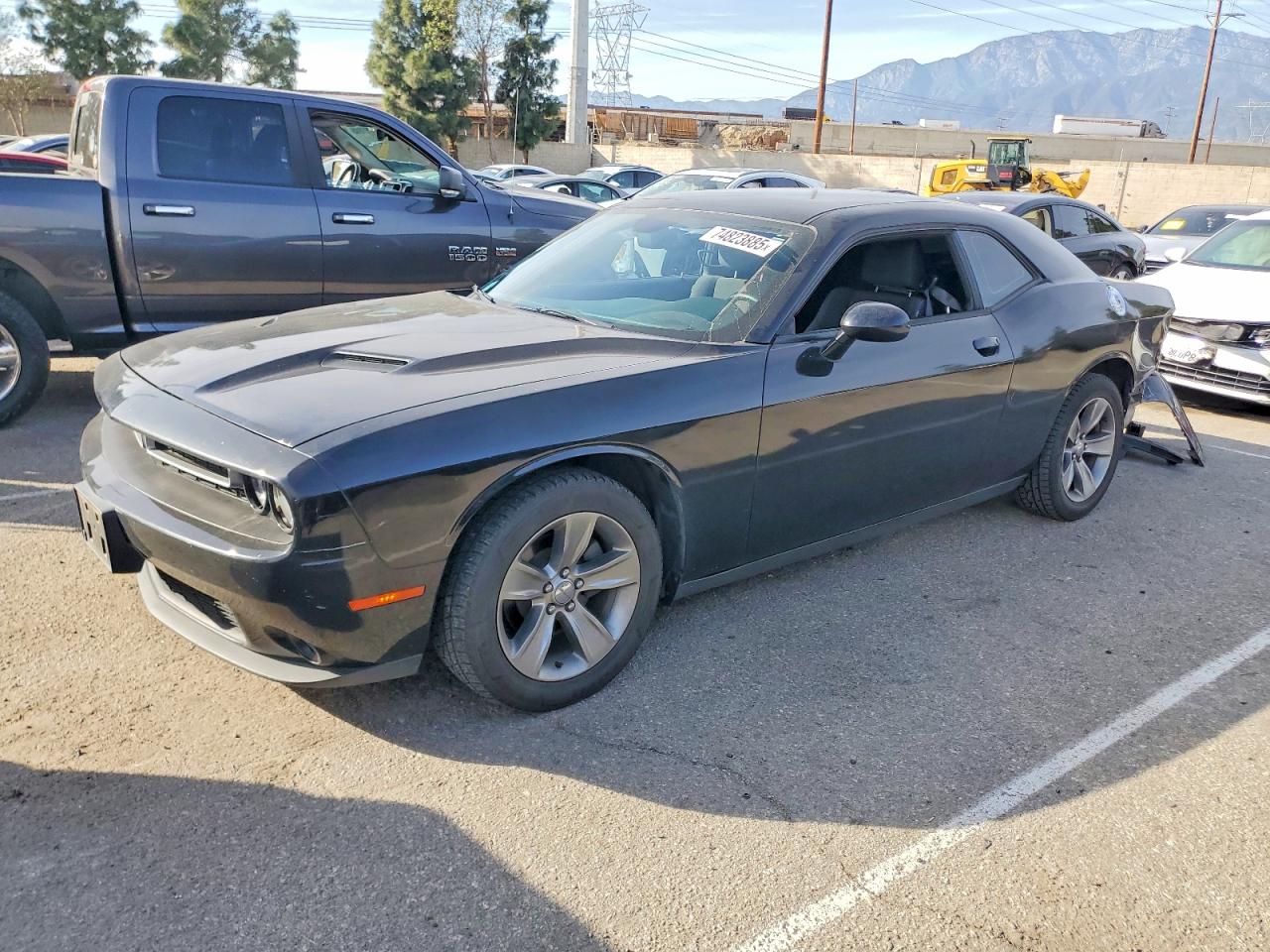 DODGE CHALLENGER 2016