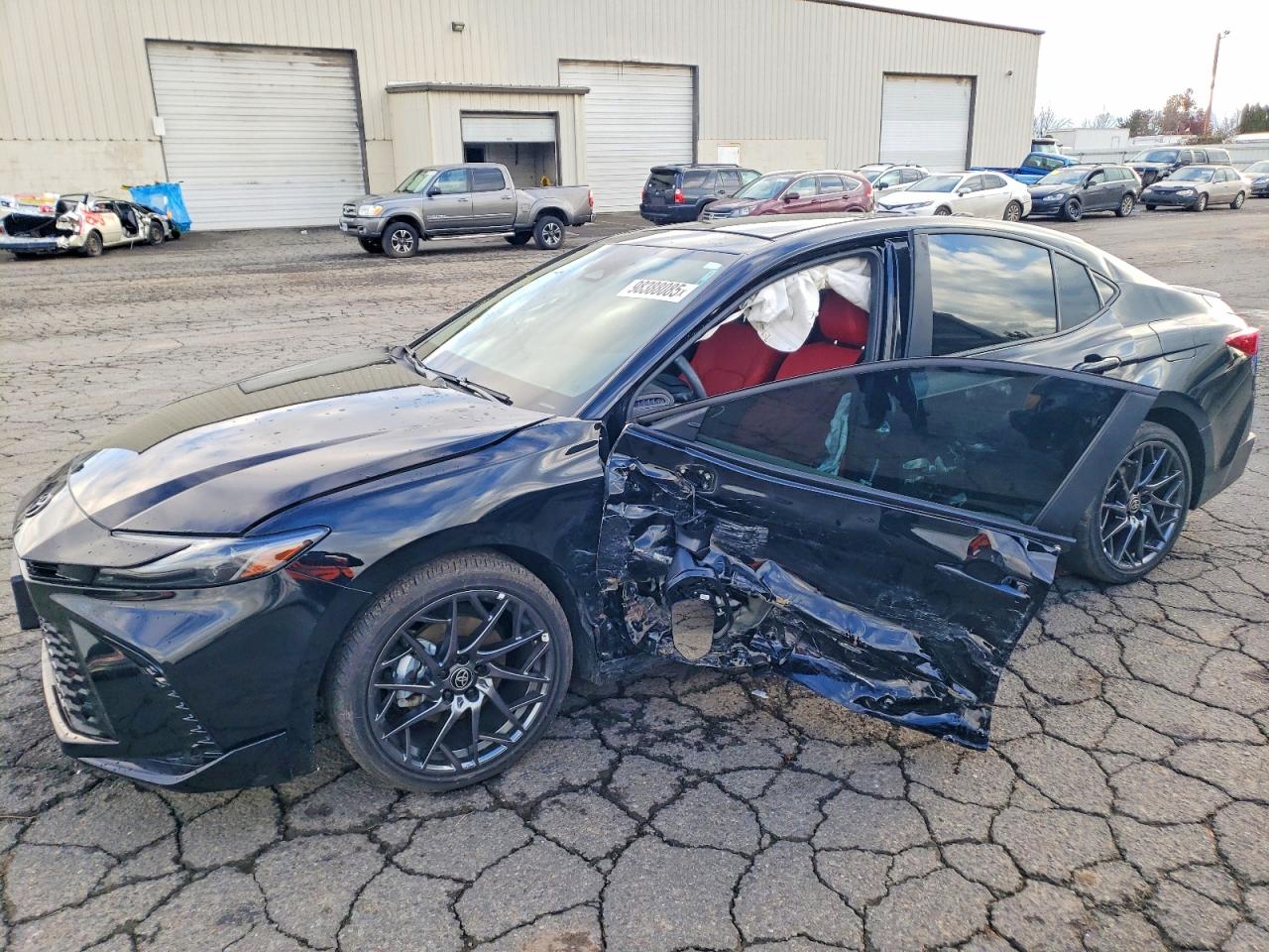 TOYOTA CAMRY 2025