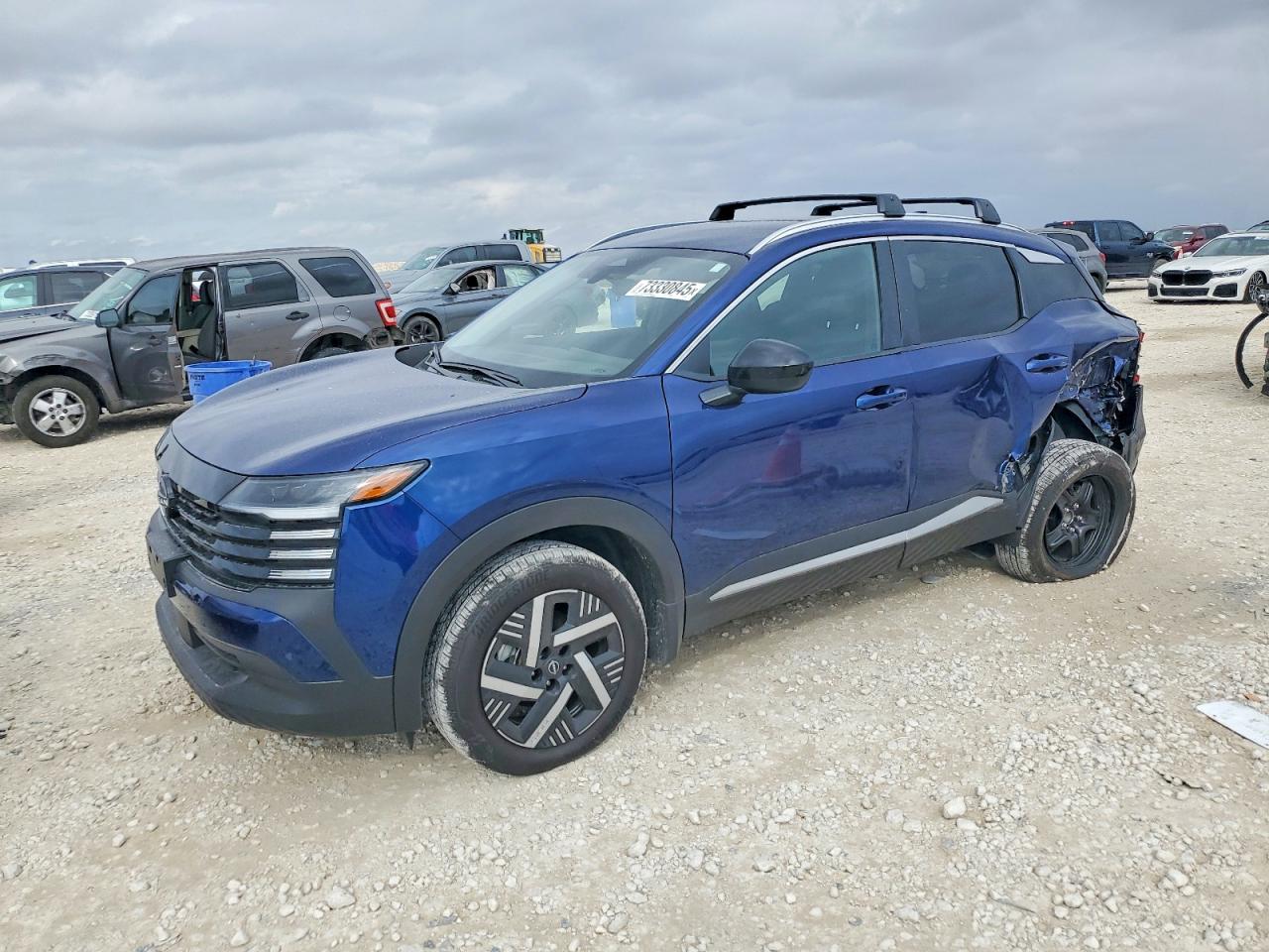 NISSAN KICKS 2026