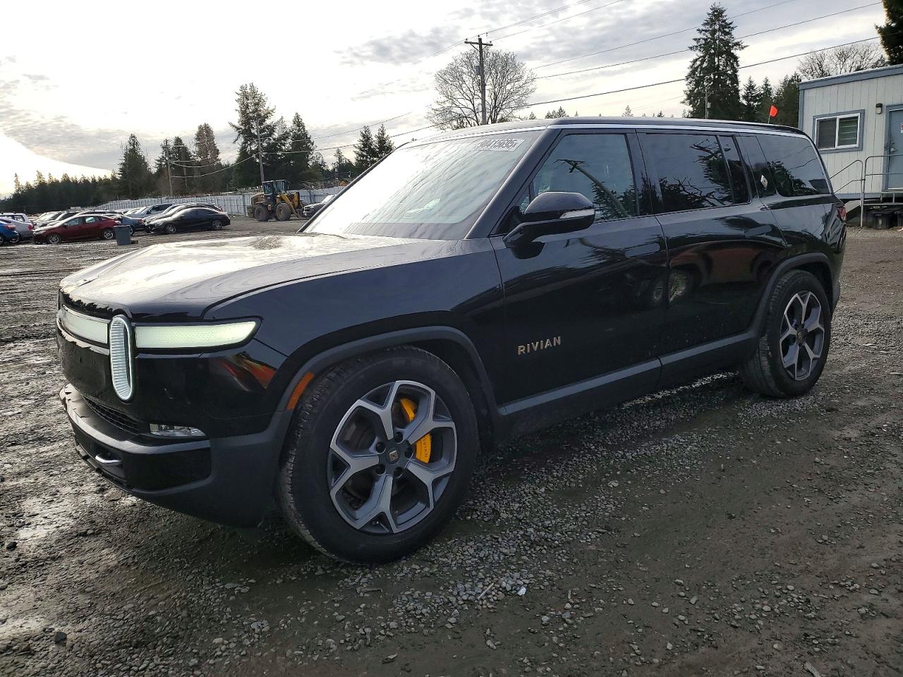 RIVIAN R1S ADVENT 2023