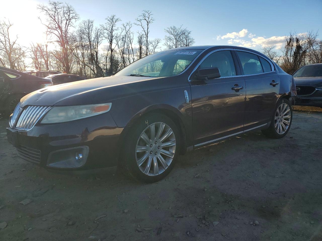 LINCOLN MKS 2011