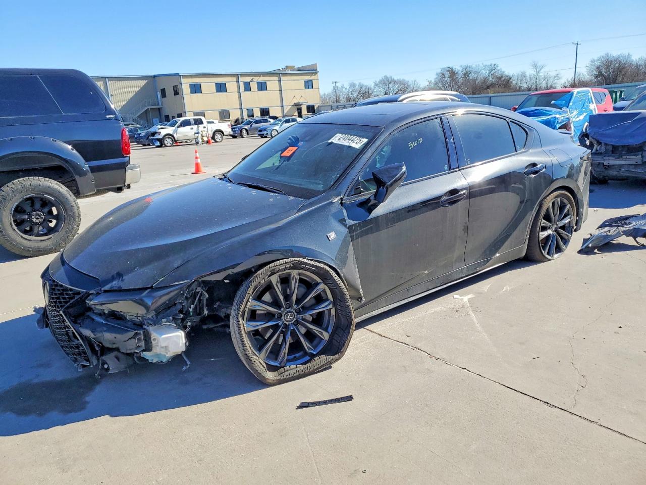LEXUS IS 2024