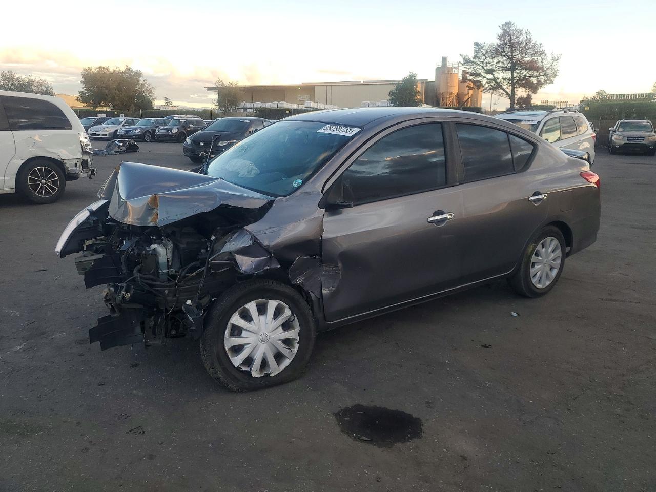 NISSAN VERSA 2017