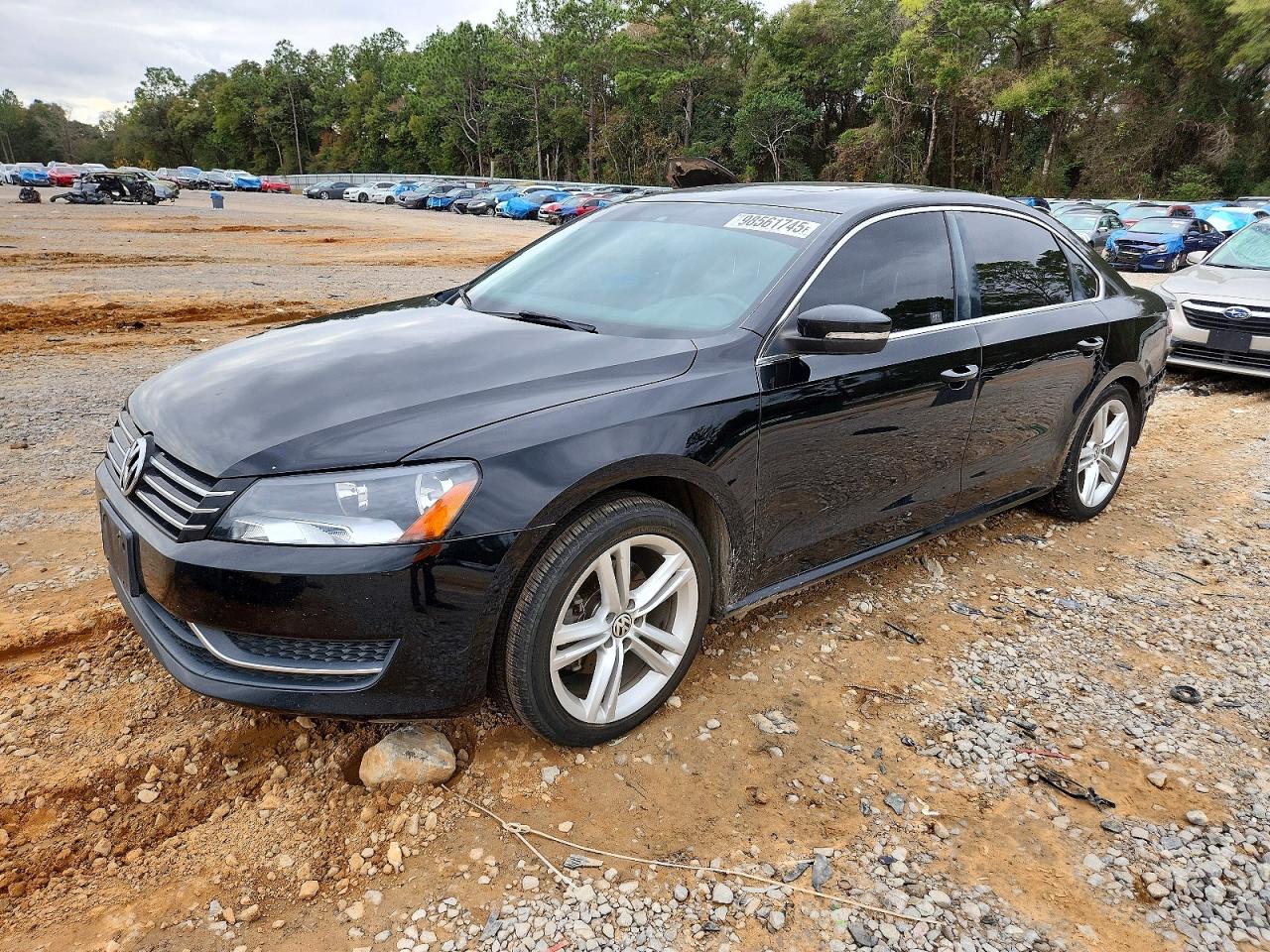VOLKSWAGEN PASSAT SE 2014