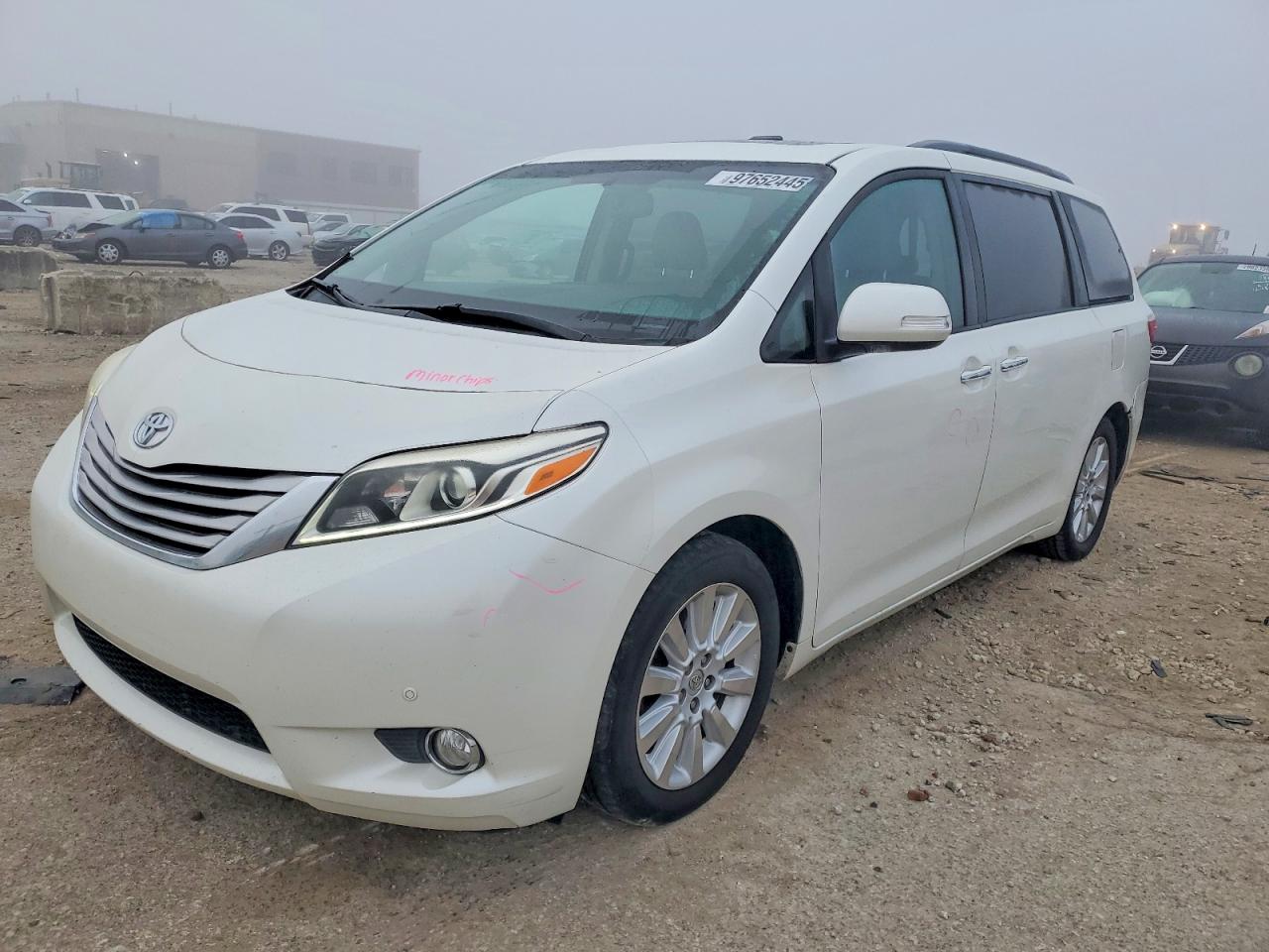 TOYOTA SIENNA 2015