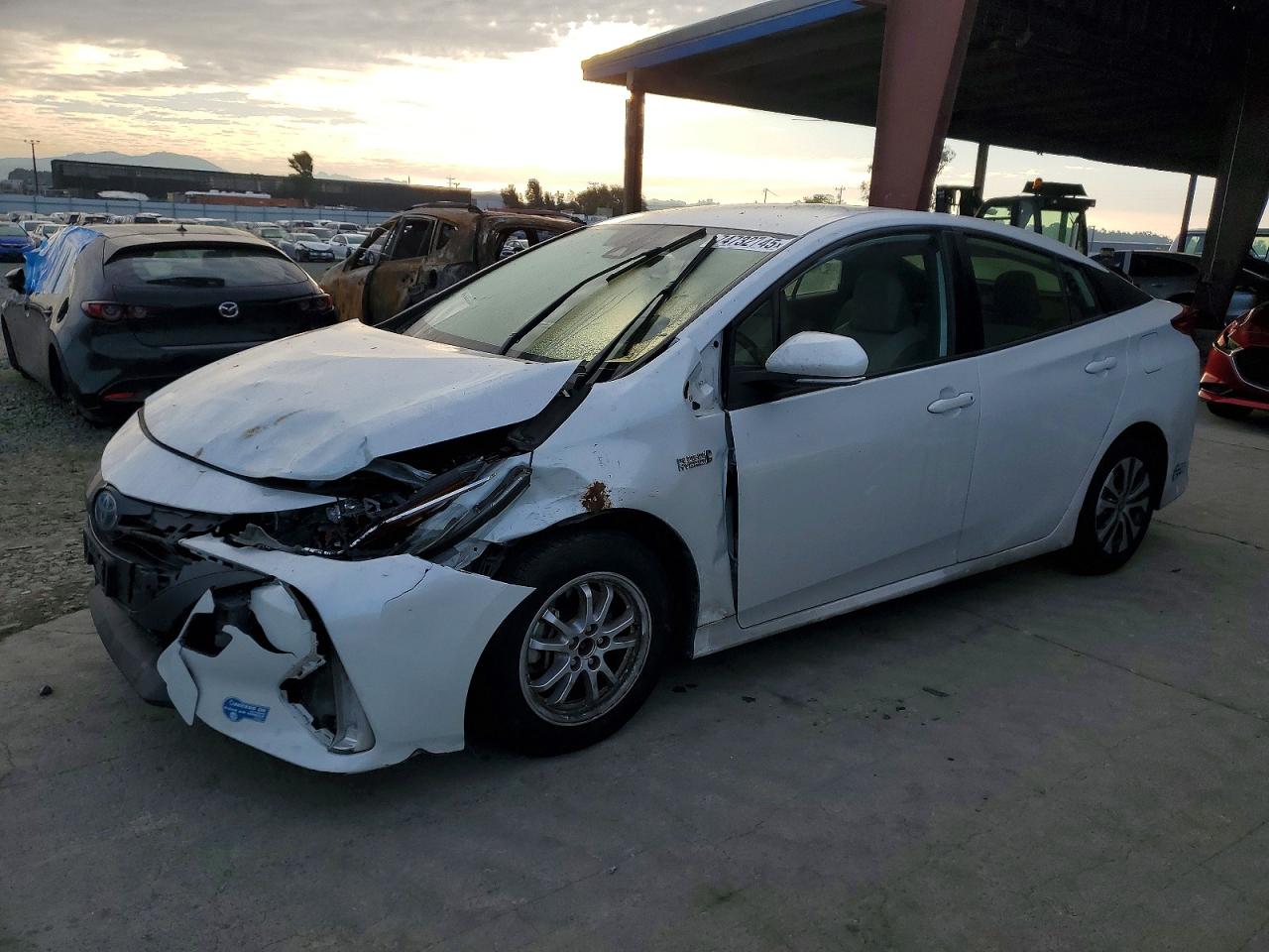 TOYOTA PRIUS PRIME 2021