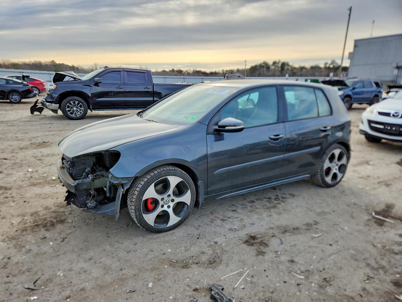 VOLKSWAGEN GTI 2010