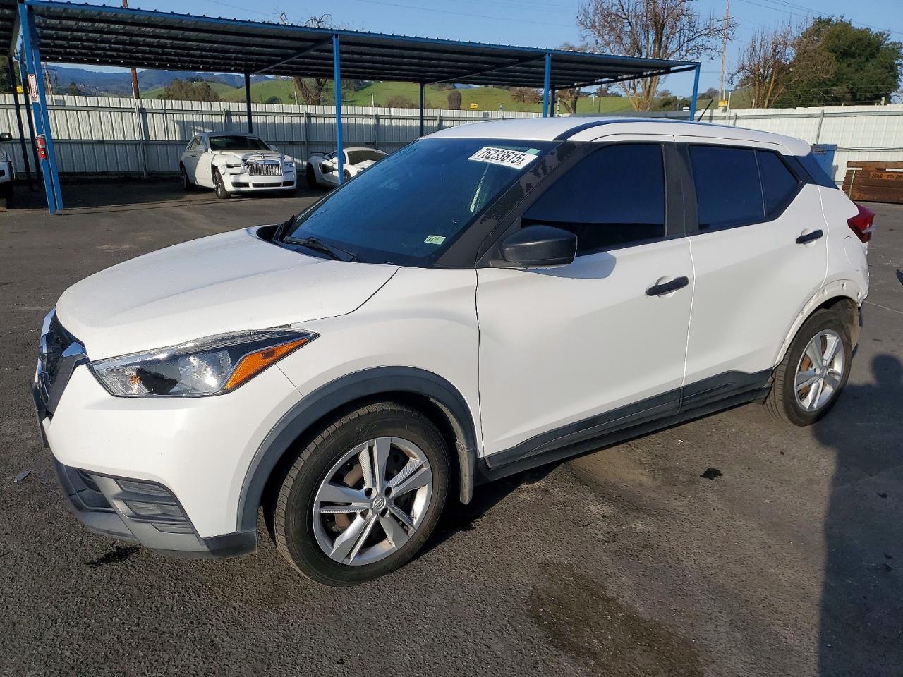 NISSAN KICKS 2020