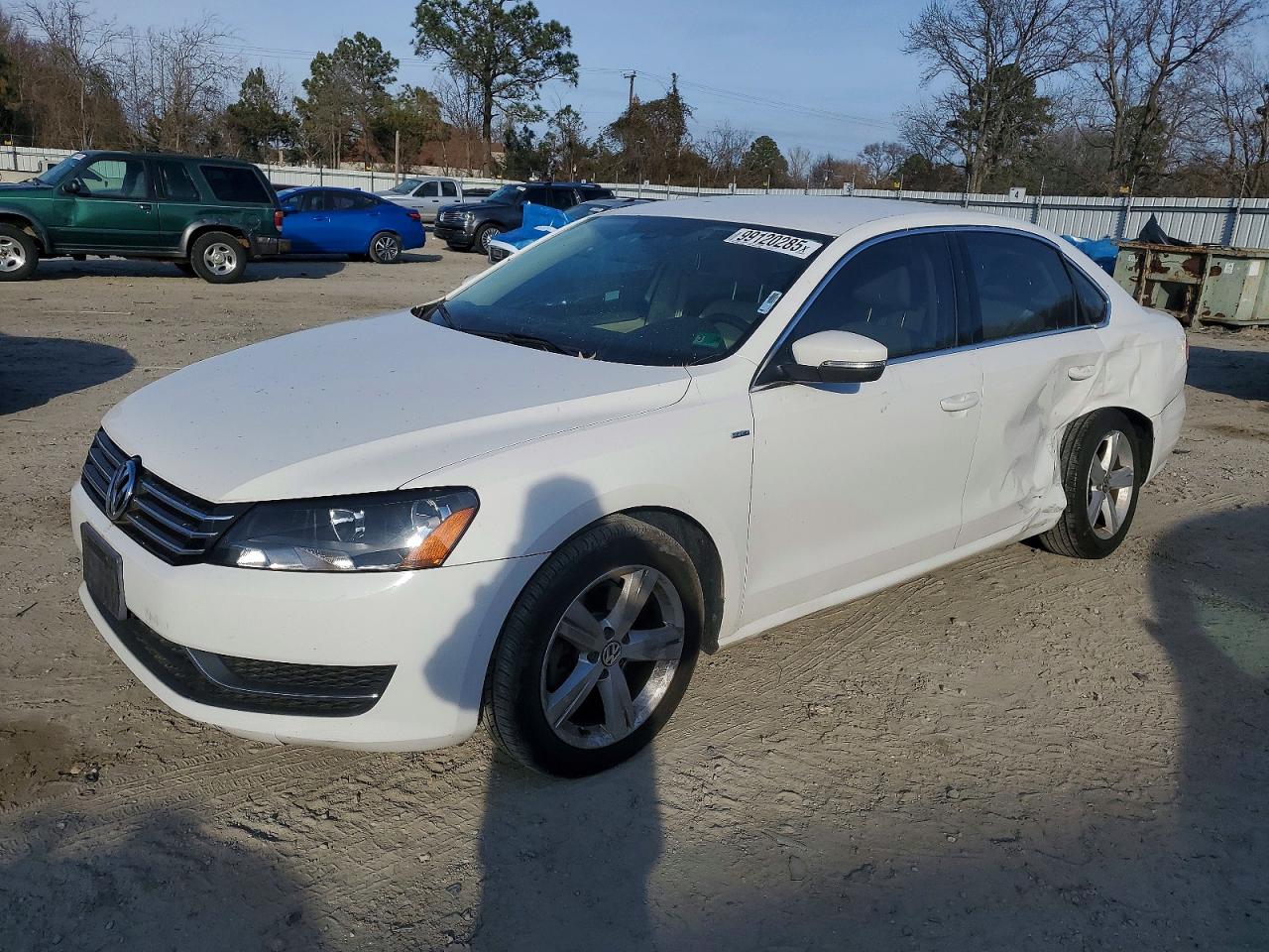 VOLKSWAGEN PASSAT S 2014