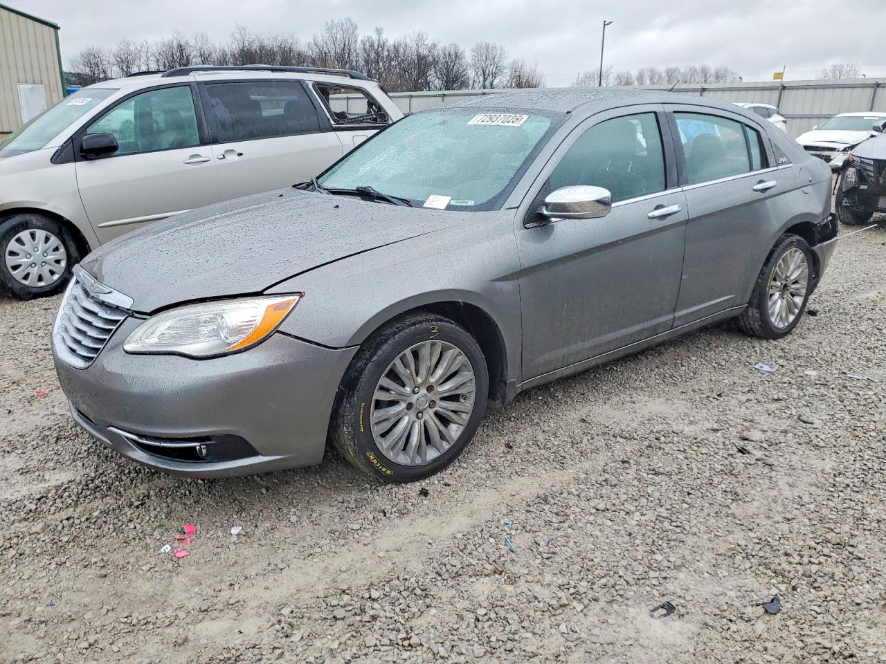 CHRYSLER 200 2012