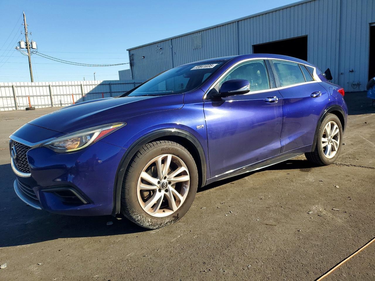 INFINITI QX30 BASE 2018