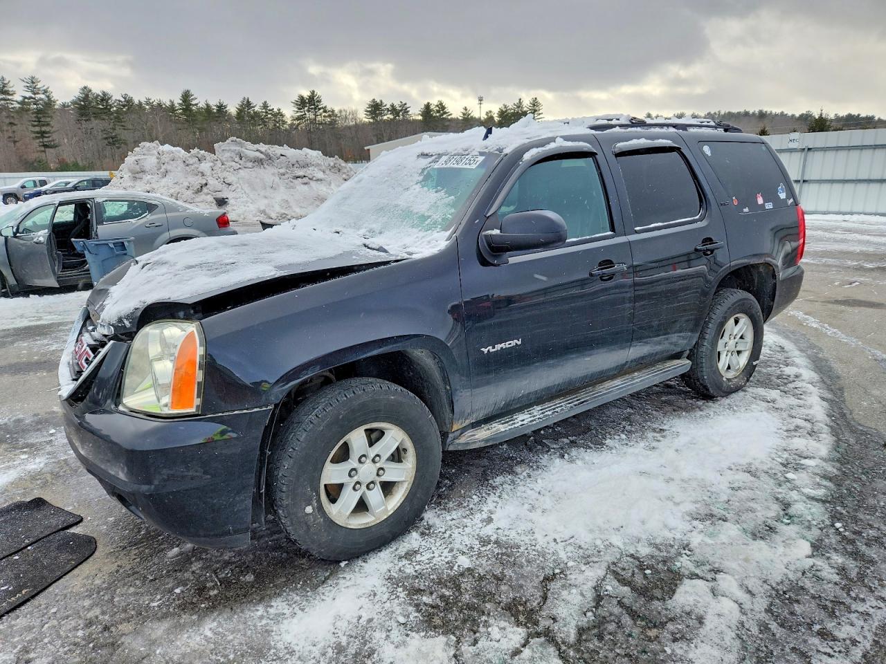GMC YUKON SLT 2012