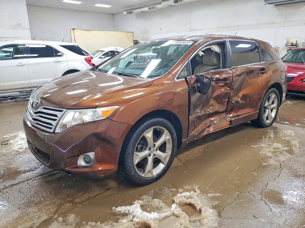 TOYOTA VENZA 2011