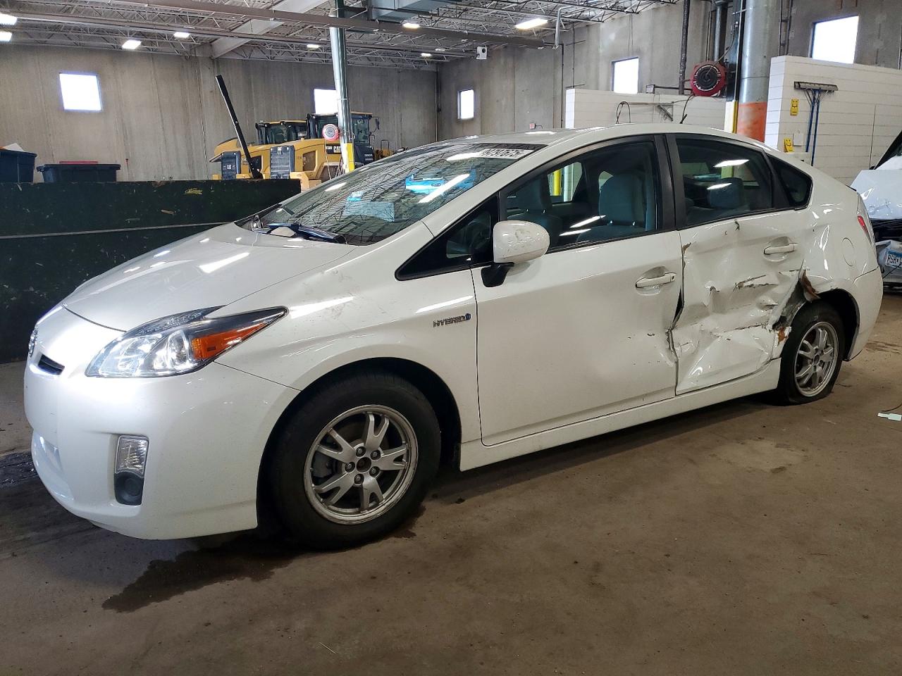 TOYOTA PRIUS 2010