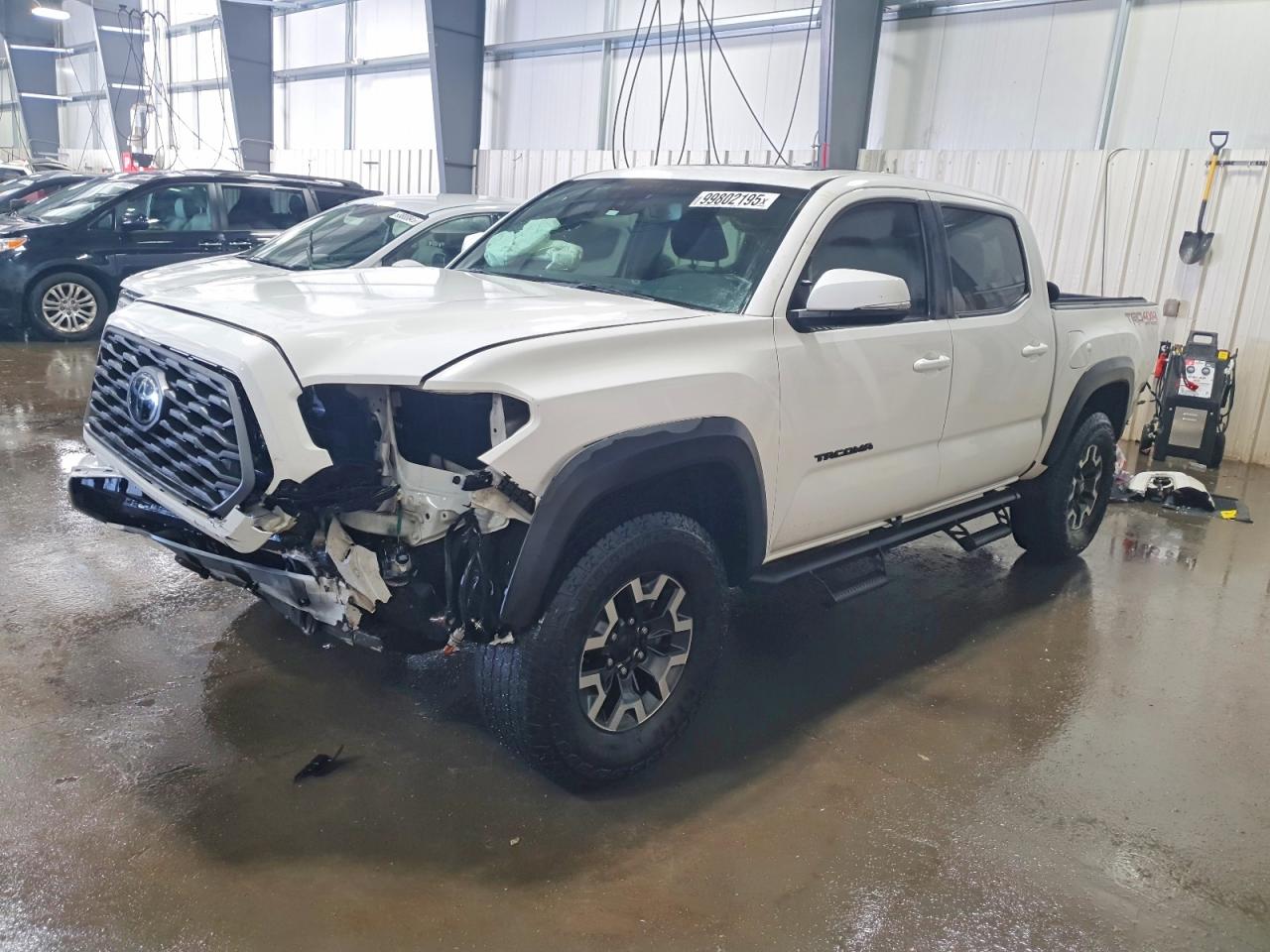 TOYOTA TACOMA 2020