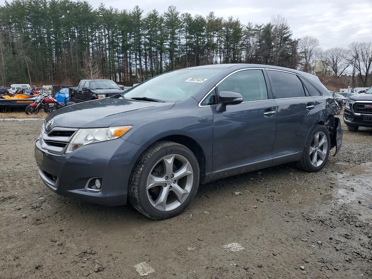 TOYOTA VENZA 2013