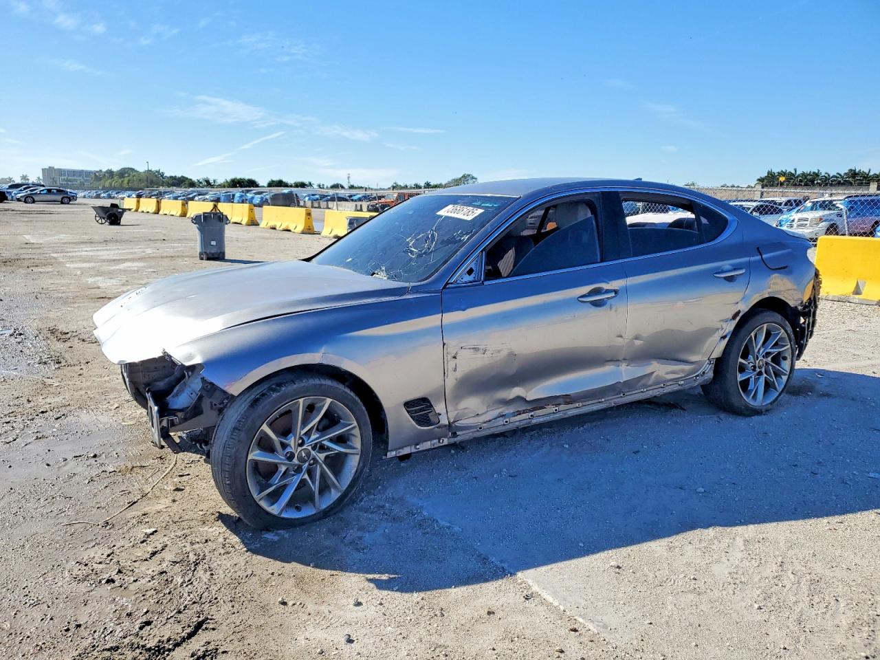 GENESIS G70 BASE 2022