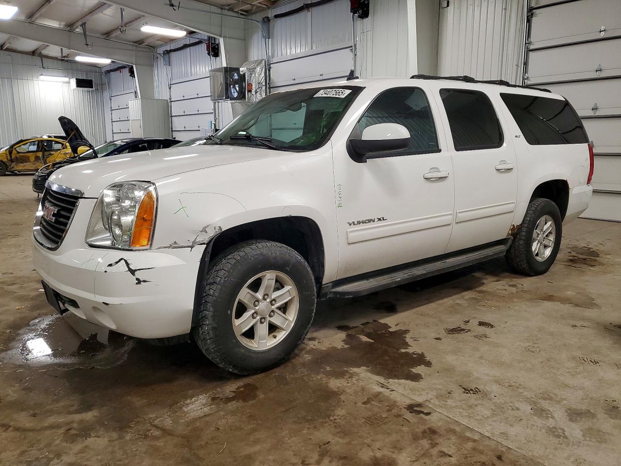 GMC YUKON XL 2014