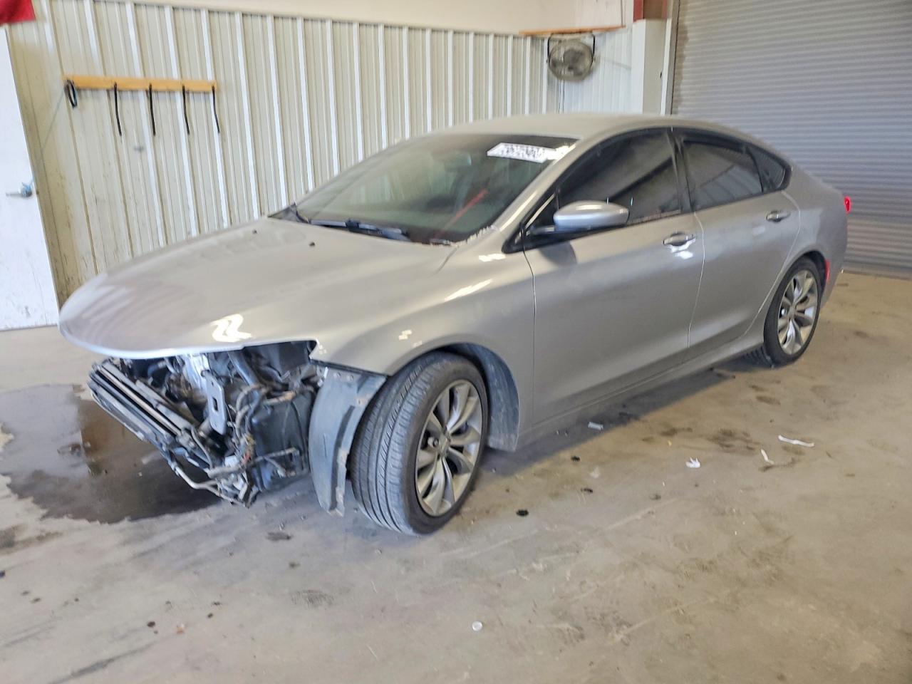 CHRYSLER 200 2015