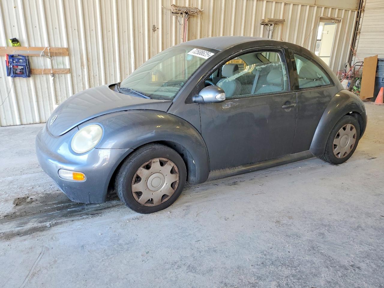 VOLKSWAGEN NEW BEETLE 2004
