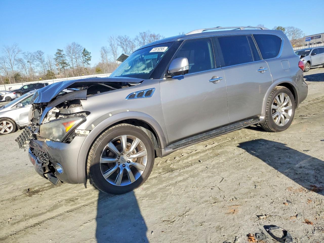 INFINITI QX56 2012