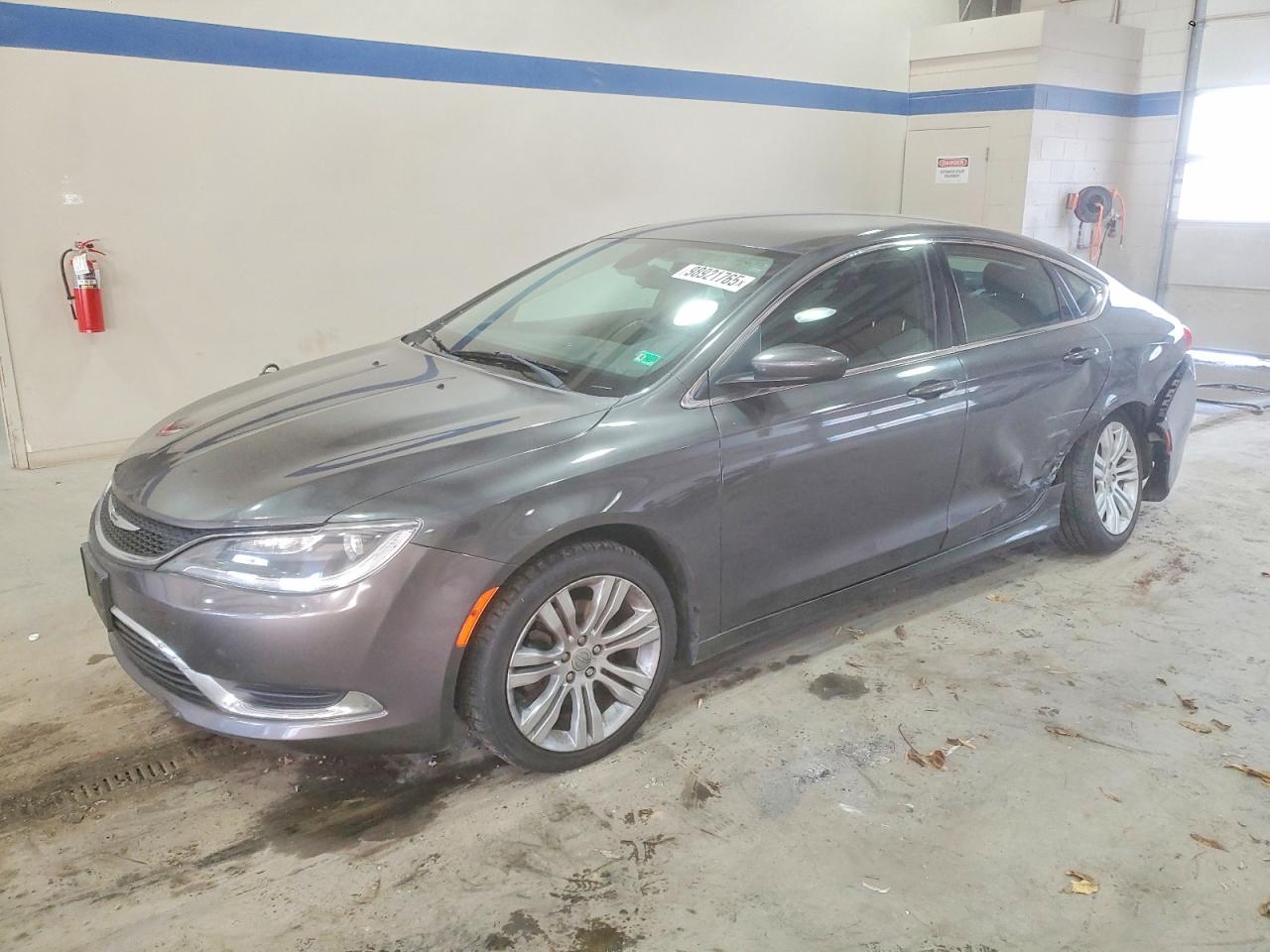 CHRYSLER 200 2015