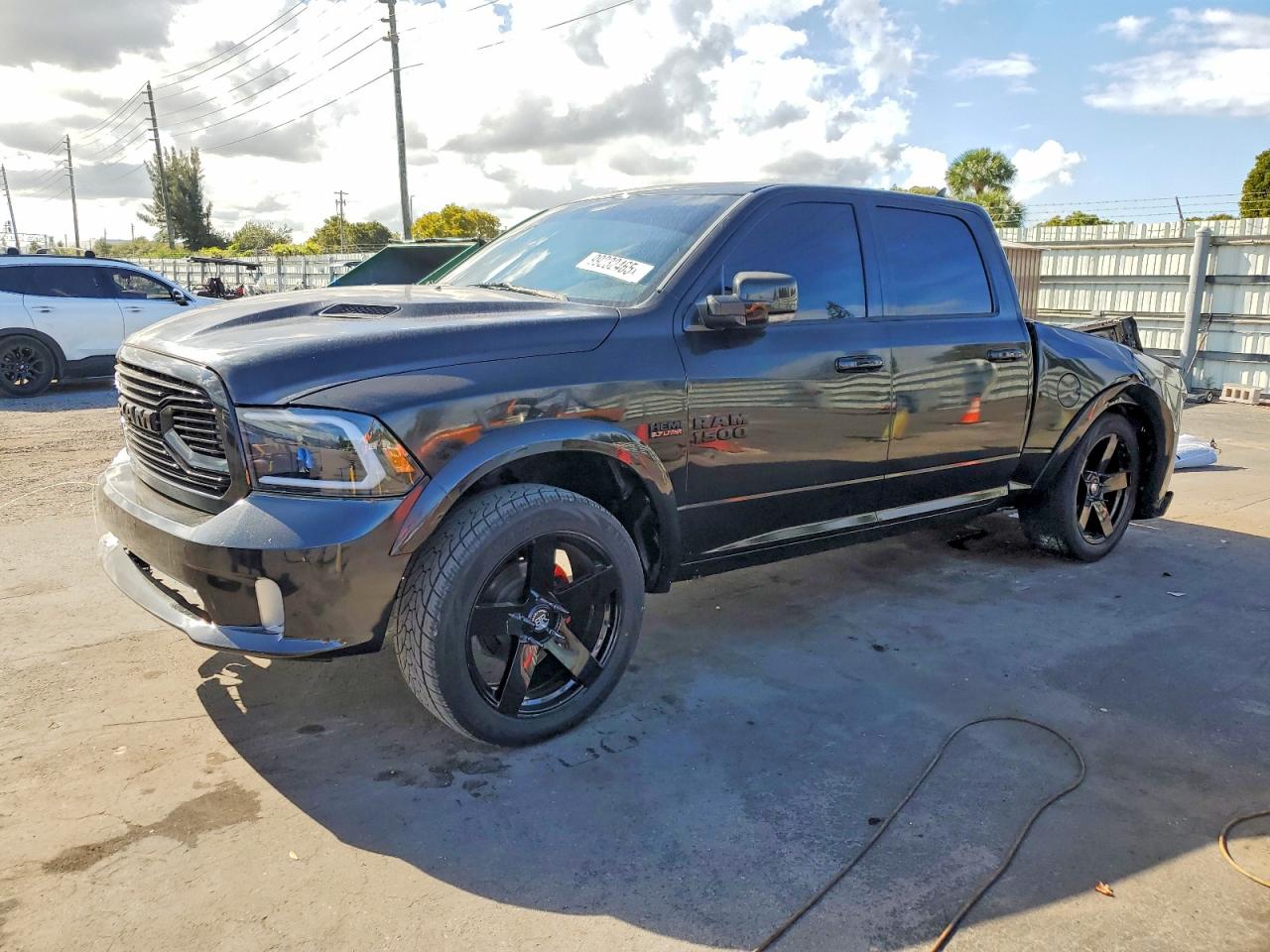 RAM 1500 SPORT 2015