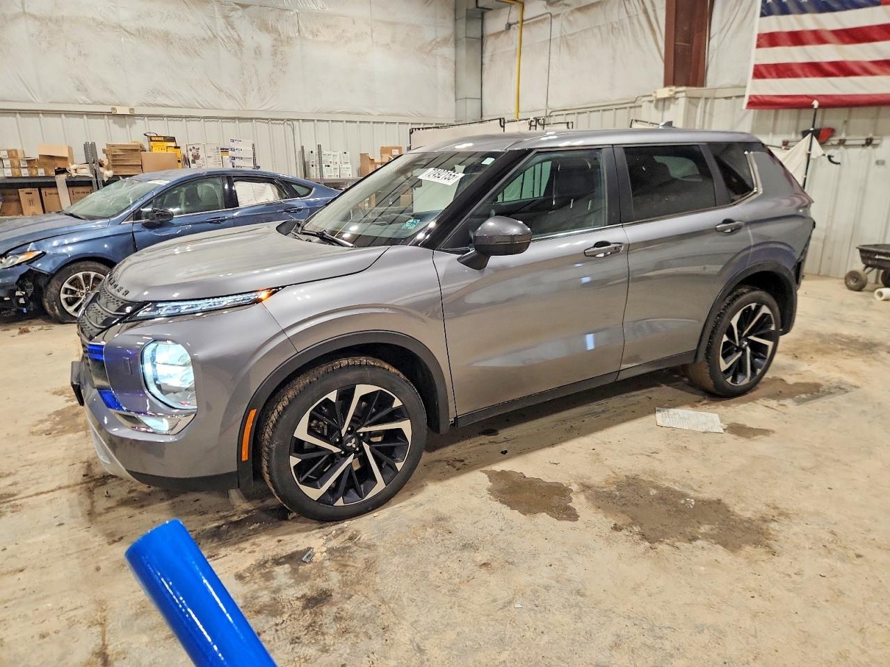 MITSUBISHI OUTLANDER 2022