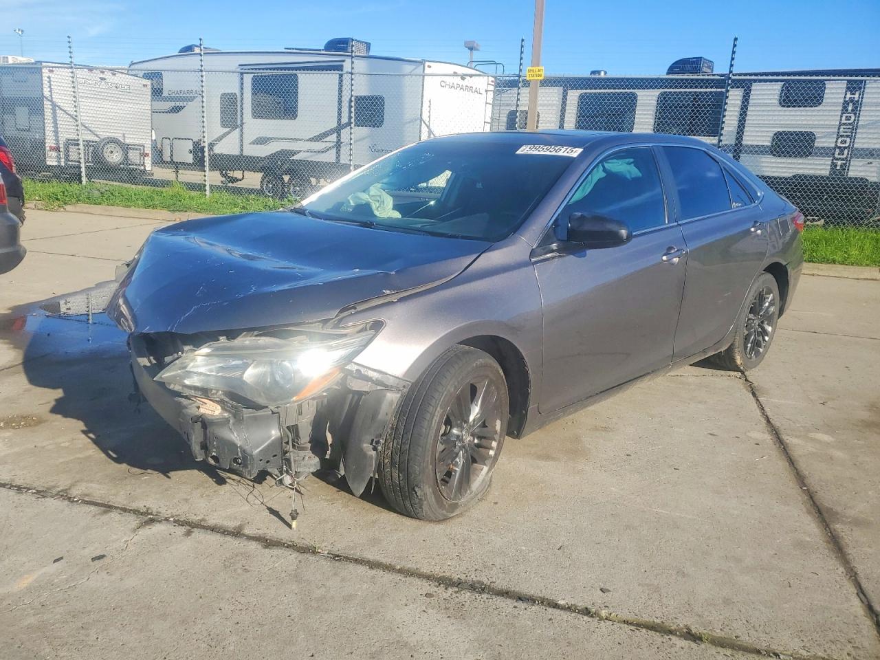 TOYOTA CAMRY LE 2017