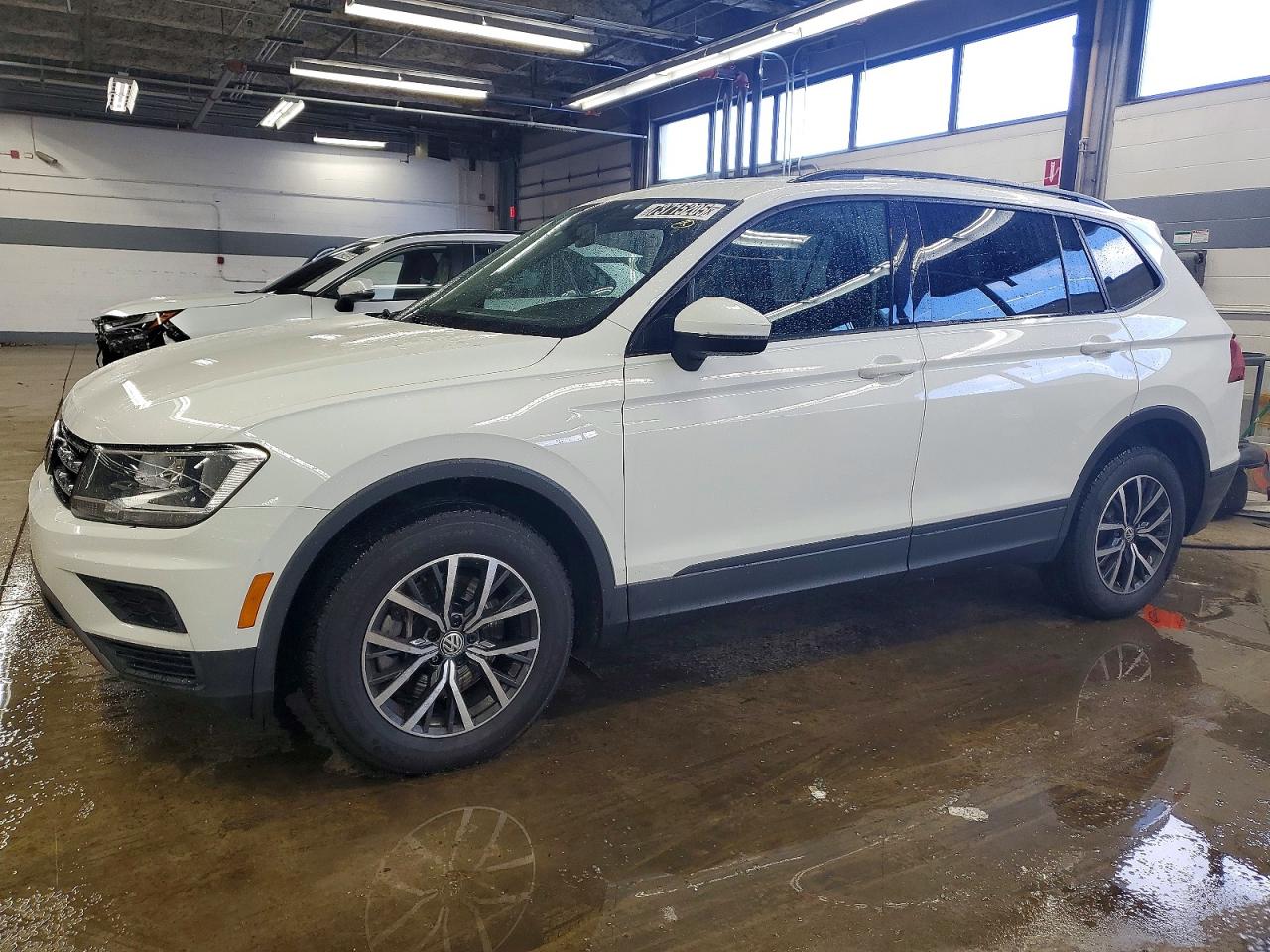 VOLKSWAGEN TIGUAN S 2021